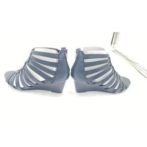 Cliffs by White Mountain womens shoes Victoria Black/Burnished/Smooth Size 7